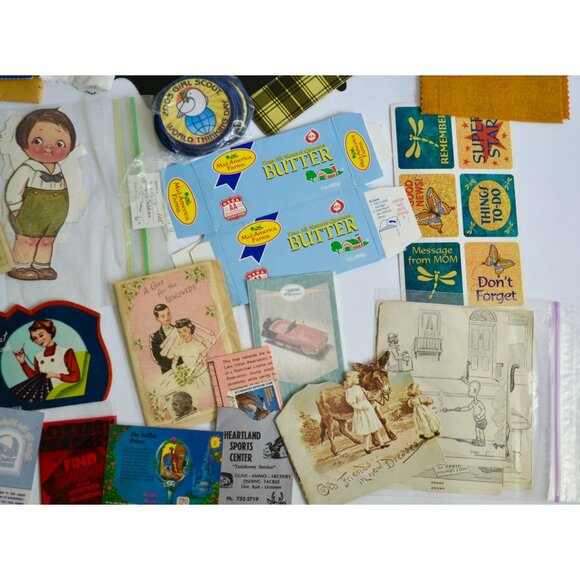 Large Lot Paper Ephemera Vintage Advertising Random Assortment - Picture 5 of 9
